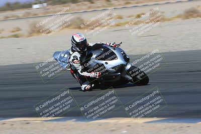 media/Mar-12-2022-SoCal Trackdays (Sat) [[152081554b]]/Turn 14 Inside (155pm)/